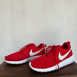 Nike Red Roshe One